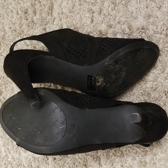 Kelly & Katie Black sling back heels - Picture 5 of 6